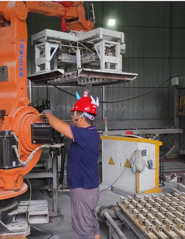 柴孚500KG大负载码垛机器人保养