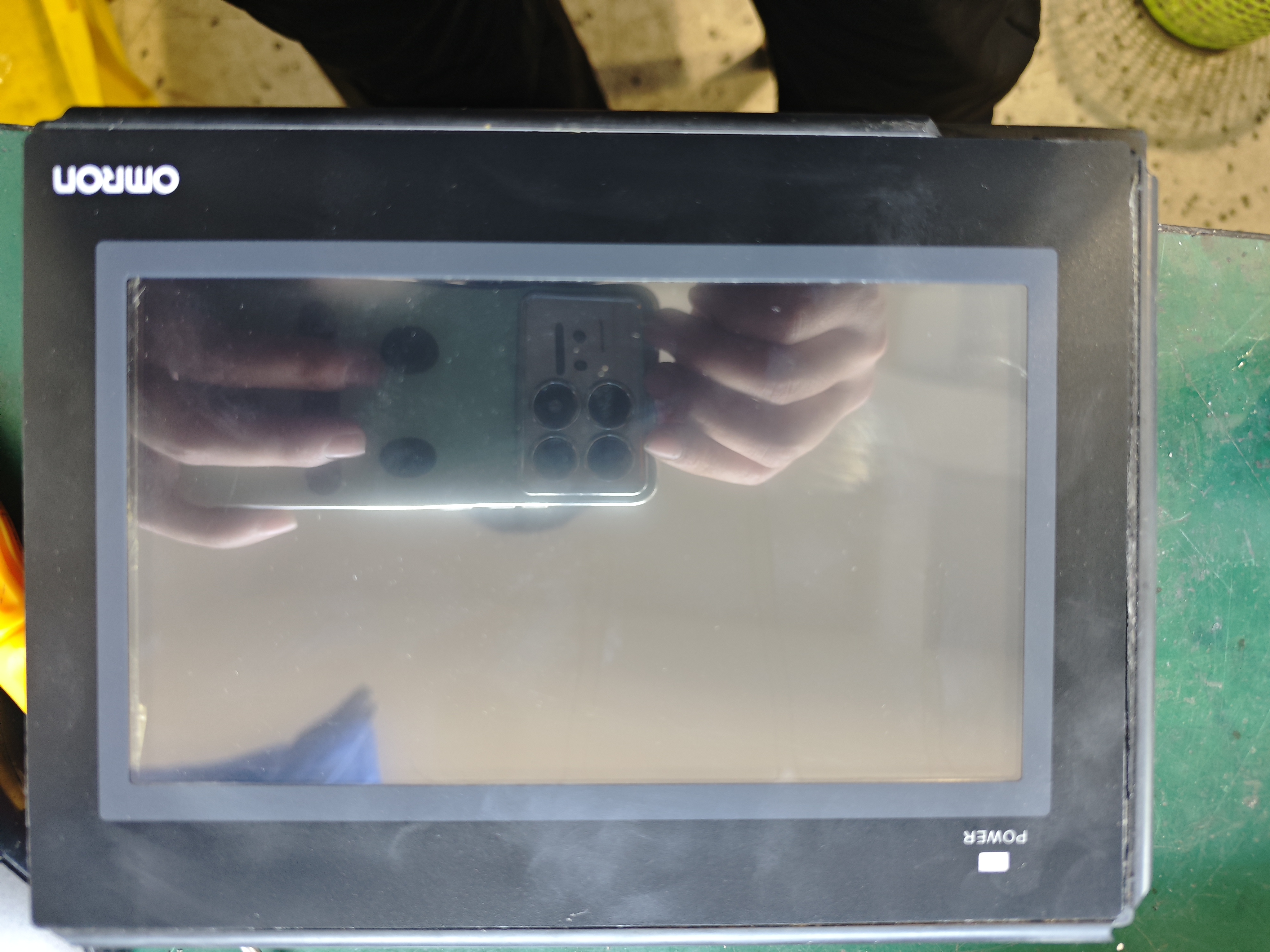 欧姆龙OMRON触摸屏触摸不准故障处理