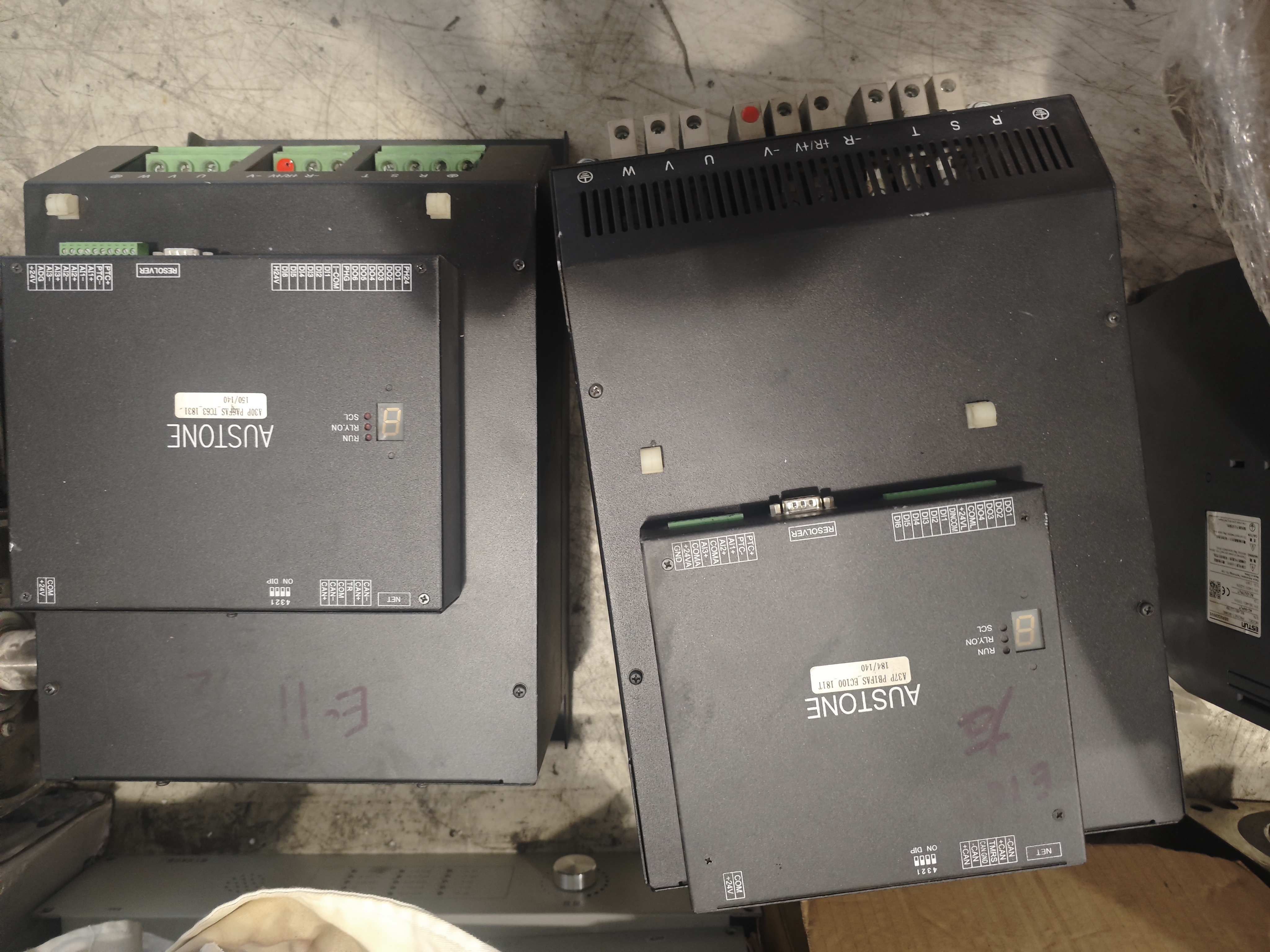 奥斯汀驱动器报警E.11欠压故障维修