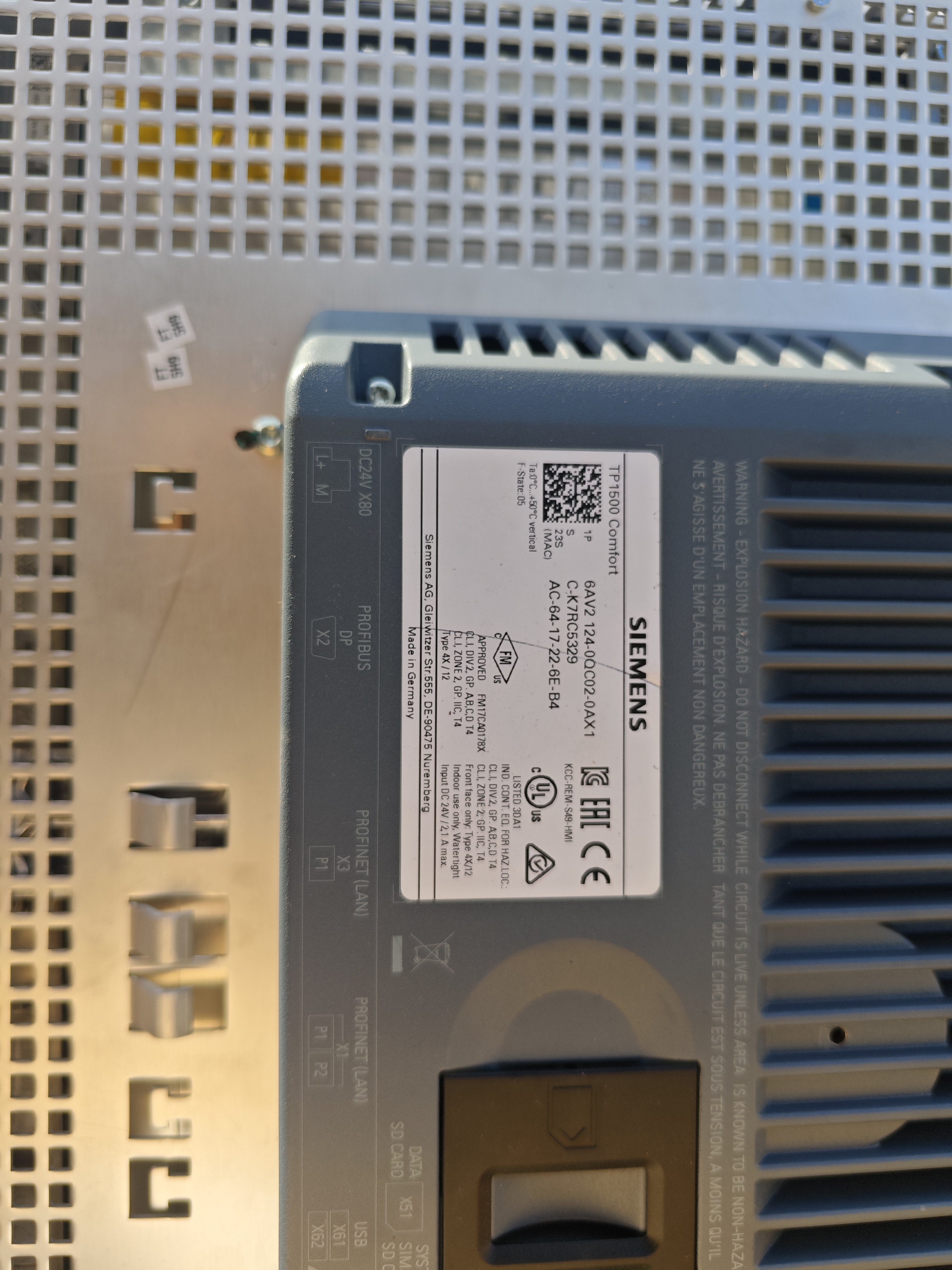 西门子触摸屏上电不显示故障处理